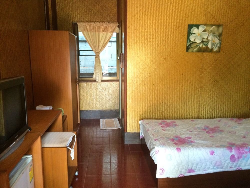 Ban Suan Klang Muang Resort Mae Hong Son Esterno foto