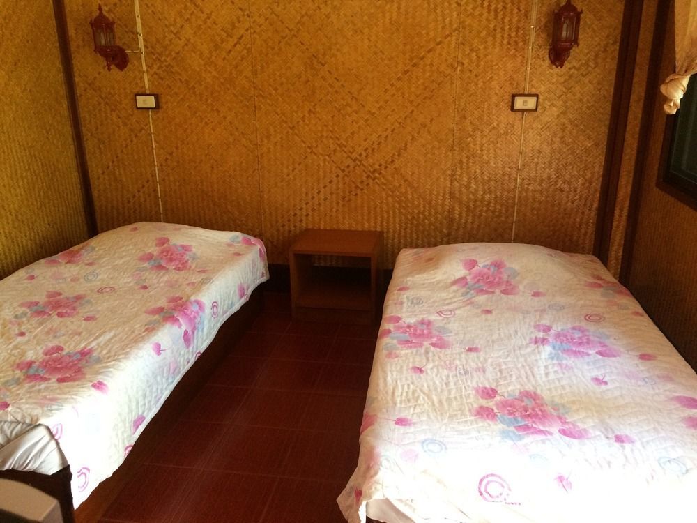 Ban Suan Klang Muang Resort Mae Hong Son Esterno foto